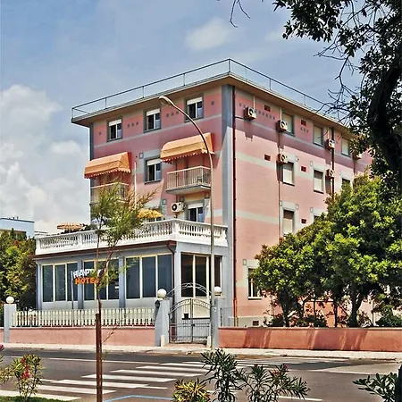 Hotel Happy