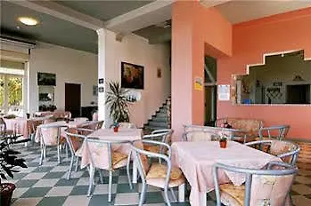 Szálloda Happy 3*
