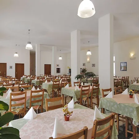 Szálloda Happy 3*